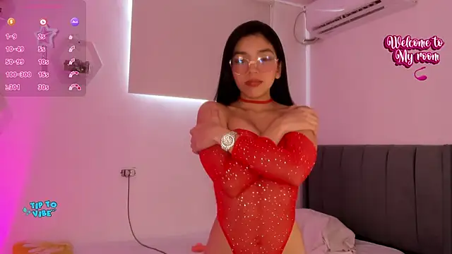 meganrossee69 online show from 07.13.26