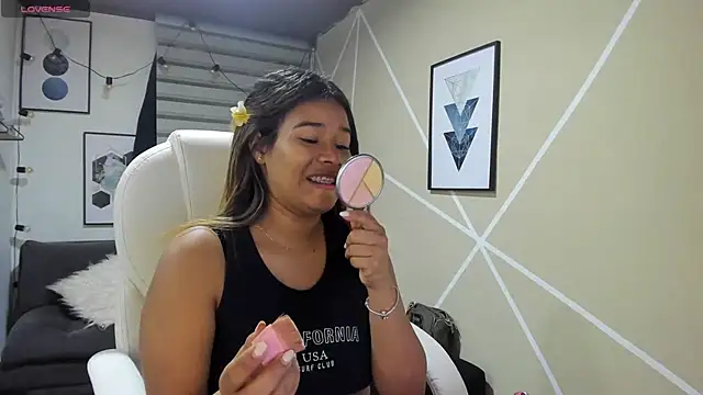 Enma  clark online show from 10.03.25