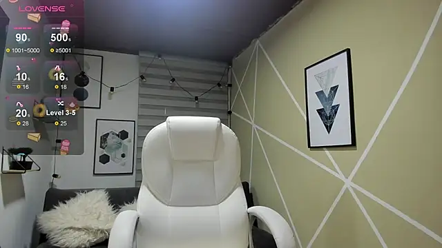 Enma  clark online show from 11.24.25