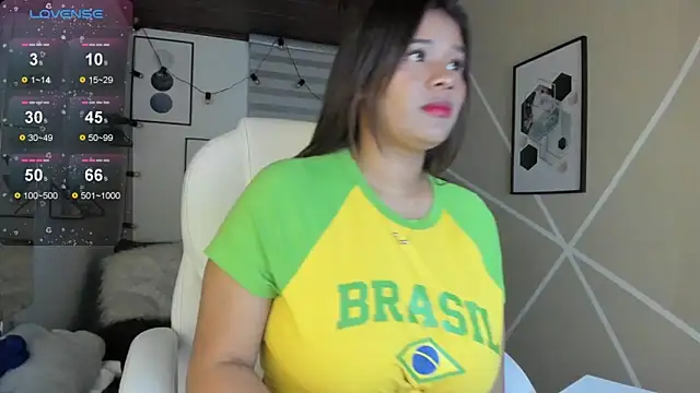 Snapshot of Enma__clark chatting on 02.20.26 Enma clark online show from 02.20.26