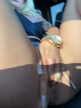 Snapshot of blondiluvsanal chatting on 01.11.26 blondiluvsanal online show from 01.11.26