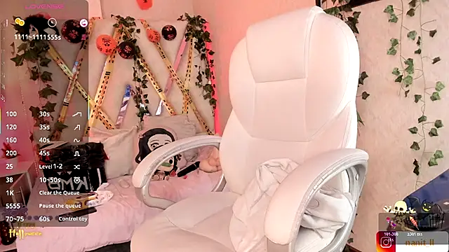 Punkys  online show from 10.30.25