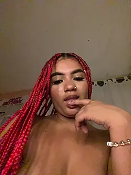 Snapshot of julieta_flower chatting on 02.14.26 julieta flower online show from 02.14.26