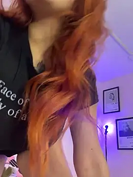 SweetJennaa online show from 01.25.25