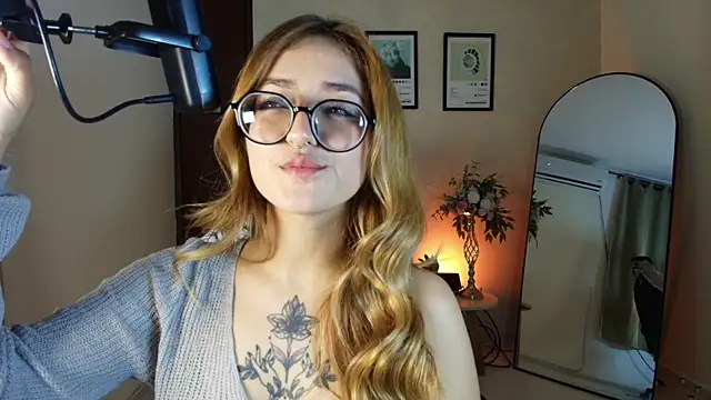 SweetJennaa online show from 06.11.26