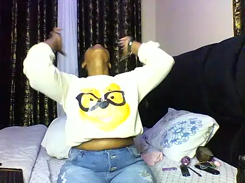 Candii wet  online show from 09.22.25