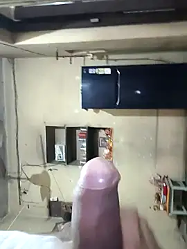 PRIYANHUxh online show from 12.16.25