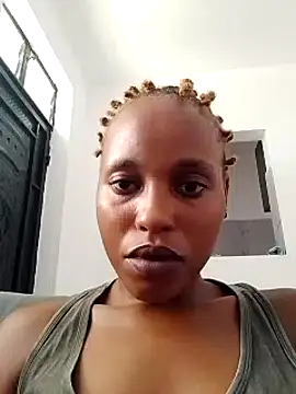 Candykitten online show from 02.21.25