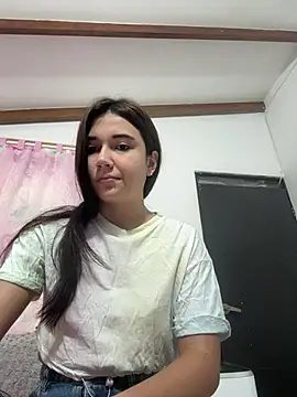 mia cooper 24 online show from 02.18.25