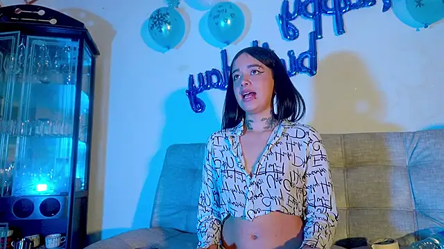 ariana-white- online show from 04.20.26