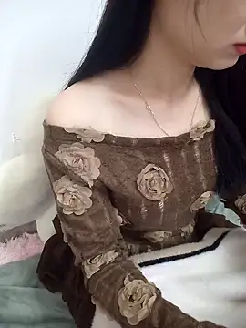 Lovely kute online show from 12.24.24