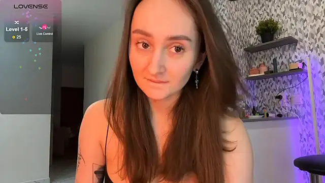 Eva Eva  online show from 03.03.25