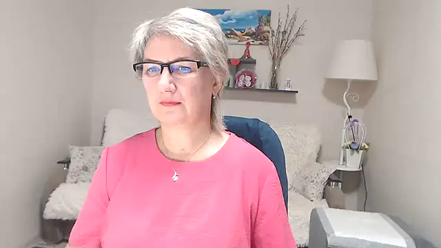 FleurMays online show from 10.18.25