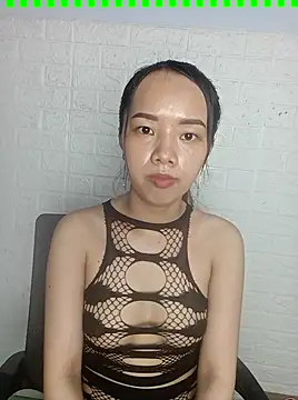 Snapshot of Baby2903 chatting on 02.15.25 Baby2903 online show from 02.15.25