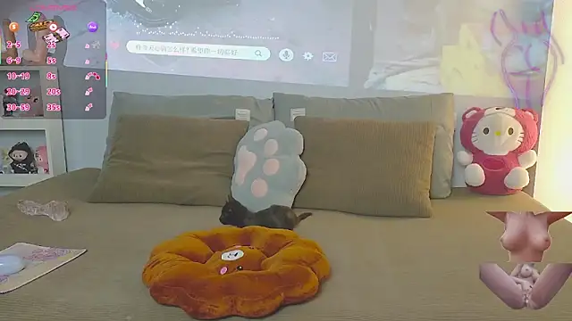 Snapshot of Chinhh9-9 chatting on 09.15.25 Chinhh9-9 online show from 09.15.25