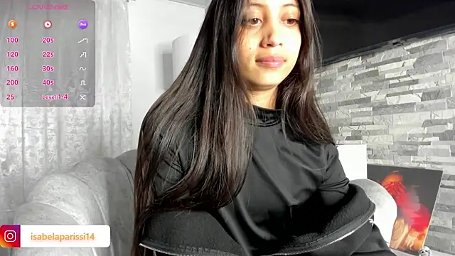 Snapshot of Loren_parissi chatting on 03.07.25 Loren parissi online show from 03.07.25