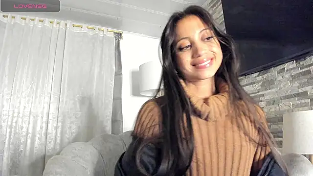 Snapshot of Loren_parissi chatting on 03.22.25 Loren parissi online show from 03.22.25