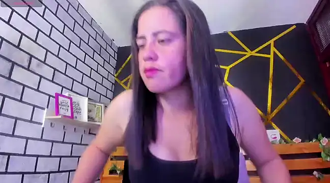 Snapshot of kathina_giraldo chatting on 12.29.24 kathina giraldo online show from 12.29.24