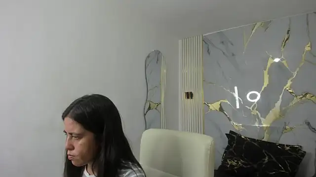 Snapshot of kathina_giraldo chatting on 04.07.26 kathina giraldo online show from 04.07.26
