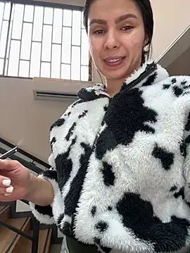 SofiaG  online show from 01.09.25