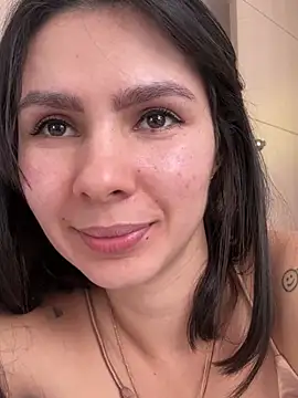 SofiaG  online show from 01.17.25