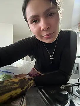 SofiaG  online show from 02.21.25