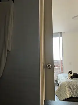 SofiaG  online show from 02.28.25