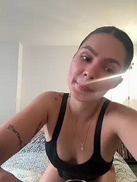 SofiaG  online show from 03.14.25