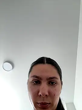 SofiaG  online show from 10.30.25