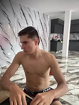 Snapshot of oliver_Lz chatting on 11.29.25 oliver Lz online show from 11.29.25