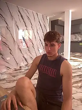 Snapshot of oliver_Lz chatting on 12.13.25 oliver Lz online show from 12.13.25