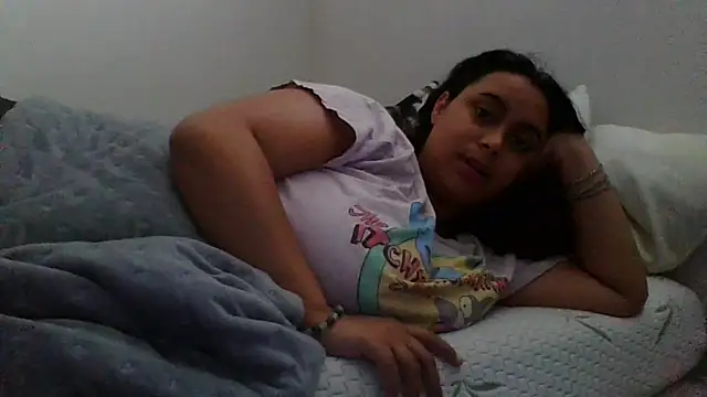 cinnaminnie online show from 10.18.25