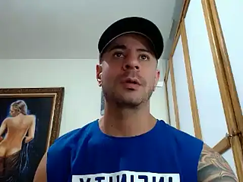 Snapshot of nicolay_74 chatting on 12.04.24 nicolay 74 online show from 12.04.24