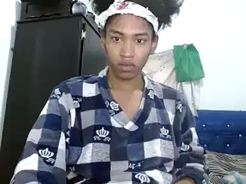 Snapshot of miriam775 chatting on 12.10.24 miriam775 online show from 12.10.24