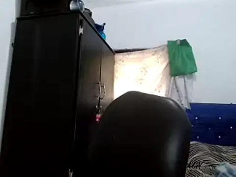 Snapshot of miriam775 chatting on 12.10.24 miriam775 online show from 12.10.24