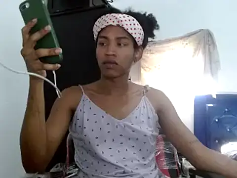 Snapshot of miriam775 chatting on 12.12.24 miriam775 online show from 12.12.24