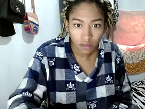 Snapshot of miriam775 chatting on 02.09.25 miriam775 online show from 02.09.25