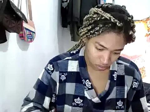 Snapshot of miriam775 chatting on 02.16.25 miriam775 online show from 02.16.25