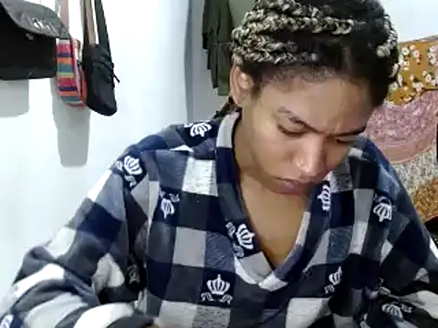 Snapshot of miriam775 chatting on 03.09.25 miriam775 online show from 03.09.25