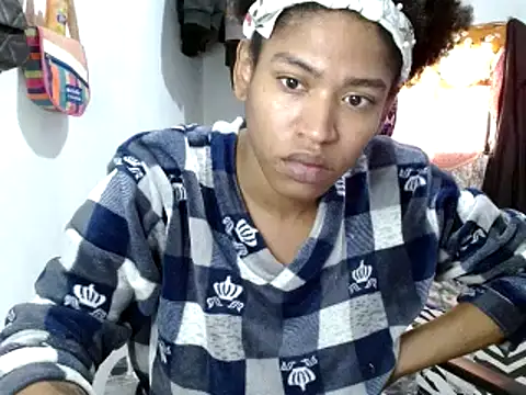 Snapshot of miriam775 chatting on 03.17.25 miriam775 online show from 03.17.25