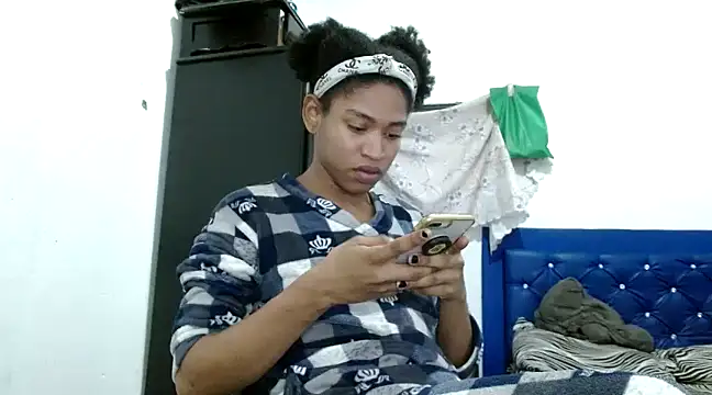 Snapshot of miriam775 chatting on 03.21.25 miriam775 online show from 03.21.25