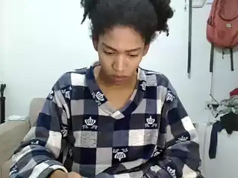 Snapshot of miriam775 chatting on 09.13.25 miriam775 online show from 09.13.25