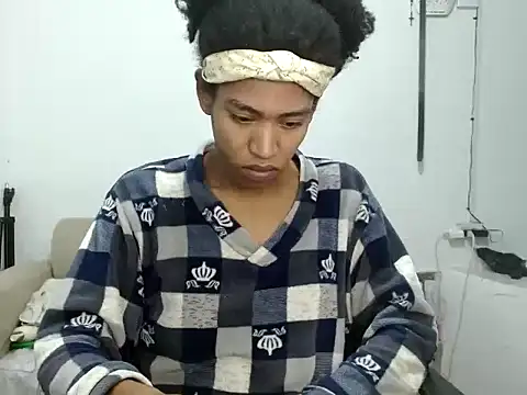 Snapshot of miriam775 chatting on 09.23.25 miriam775 online show from 09.23.25