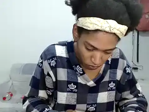 Snapshot of miriam775 chatting on 10.15.25 miriam775 online show from 10.15.25