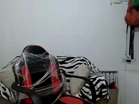 Snapshot of miriam775 chatting on 01.14.26 miriam775 online show from 01.14.26