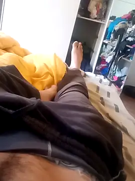 Snapshot of taradobbsafadok chatting on 11.20.25 taradobbsafadok online show from 11.20.25