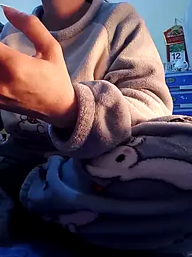 JasminePham online show from 01.18.25