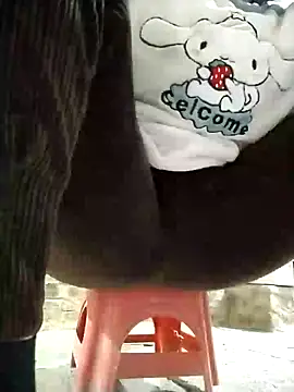 JasminePham online show from 02.10.25