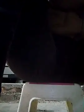 JasminePham online show from 02.17.25