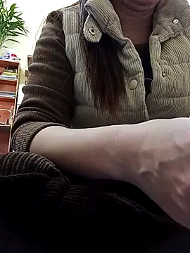 JasminePham online show from 02.19.25